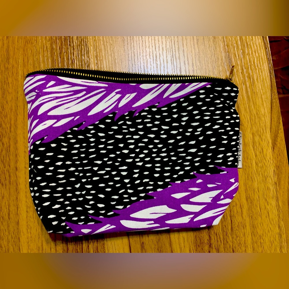 Elizabeth Arden Beauty Bag